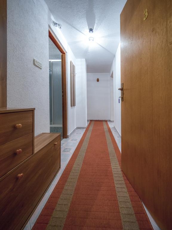 Apartment And Rooms Aracic Korenica Pokoj fotografie