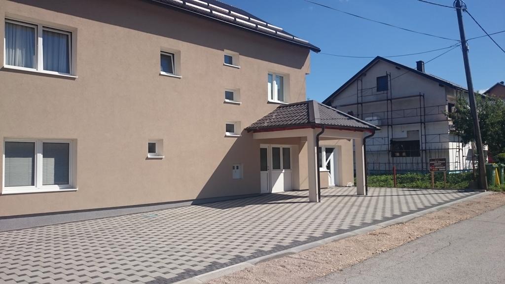 Apartment And Rooms Aracic Korenica Exteriér fotografie