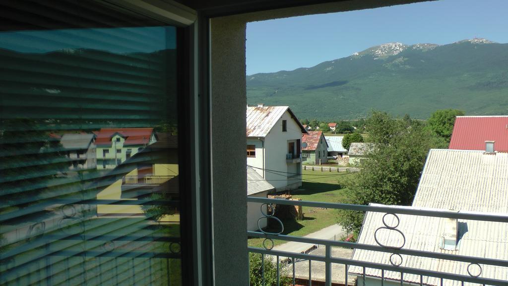 Apartment And Rooms Aracic Korenica Exteriér fotografie
